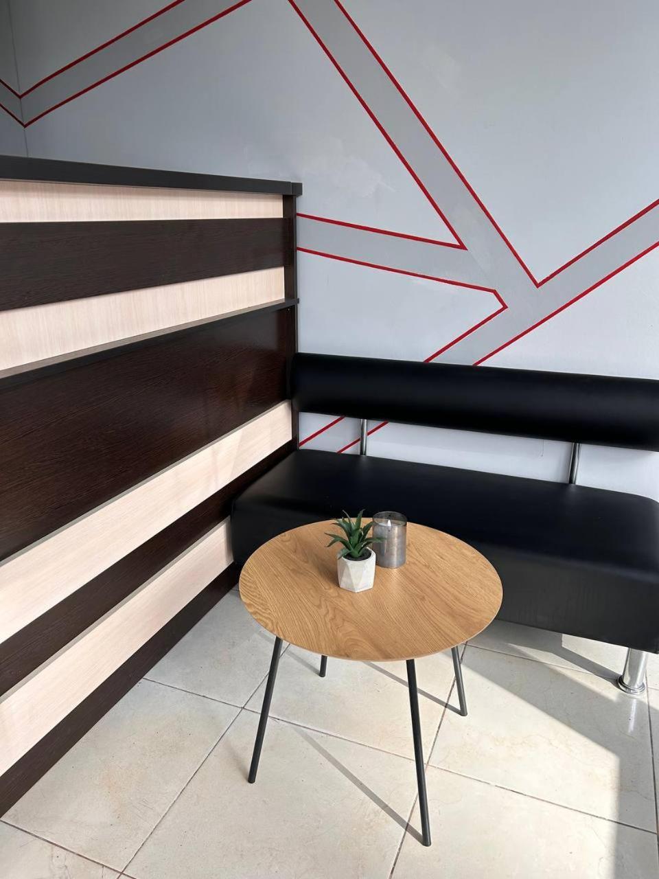 Амстердам Hotel Khmel'nyts'kyy Ngoại thất bức ảnh