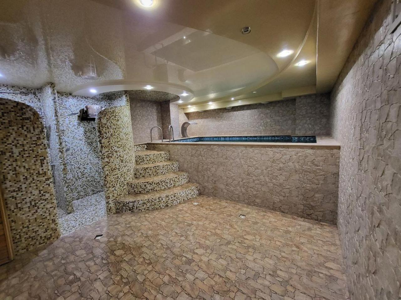 Амстердам Hotel Khmel'nyts'kyy Ngoại thất bức ảnh